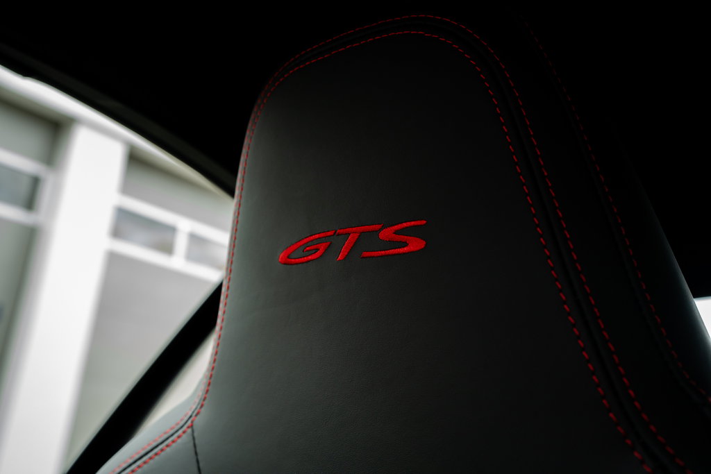 Porsche 992 Carrera GTS