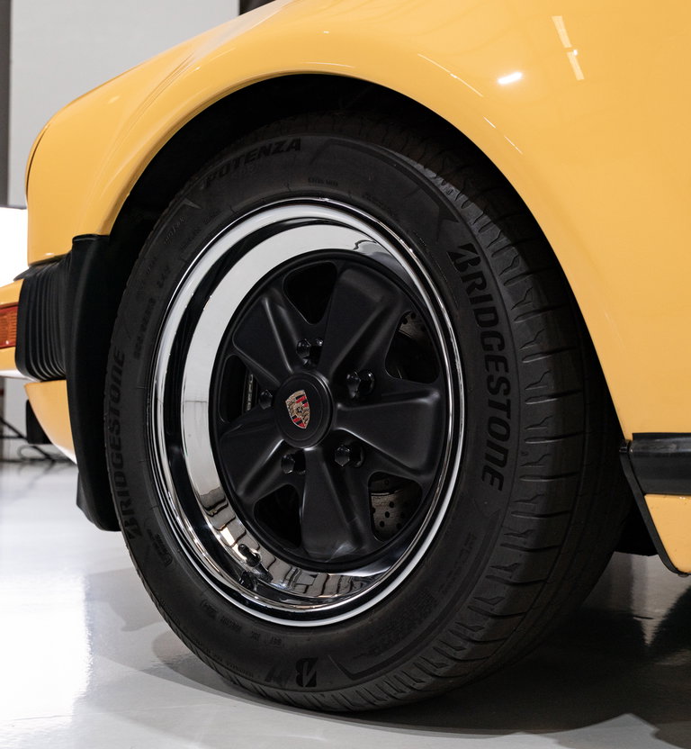 Porsche 911 Turbo 3.3 (US)