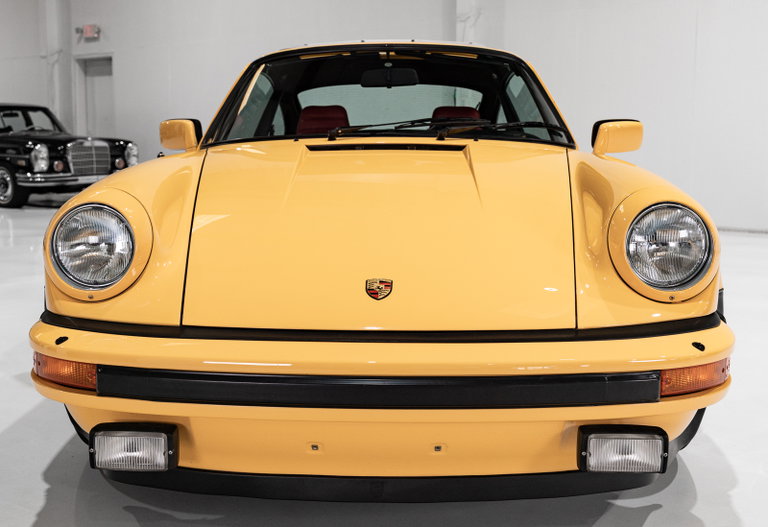 Porsche 911 Turbo 3.3 (US)