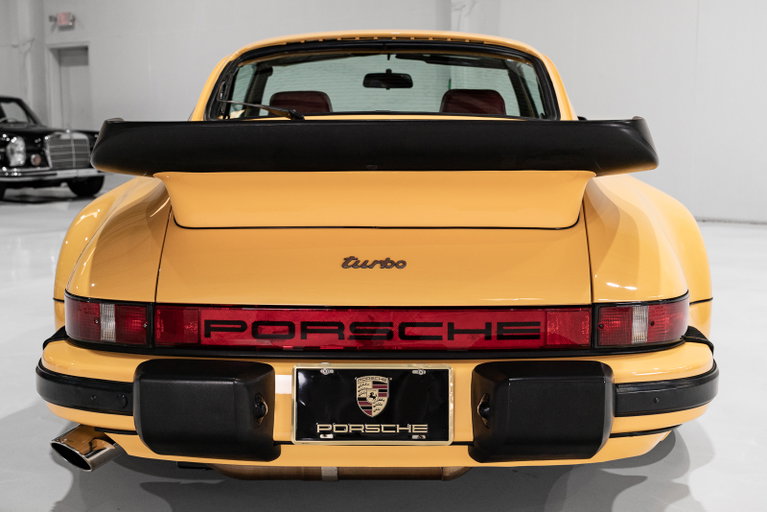 Porsche 911 Turbo 3.3 (US)