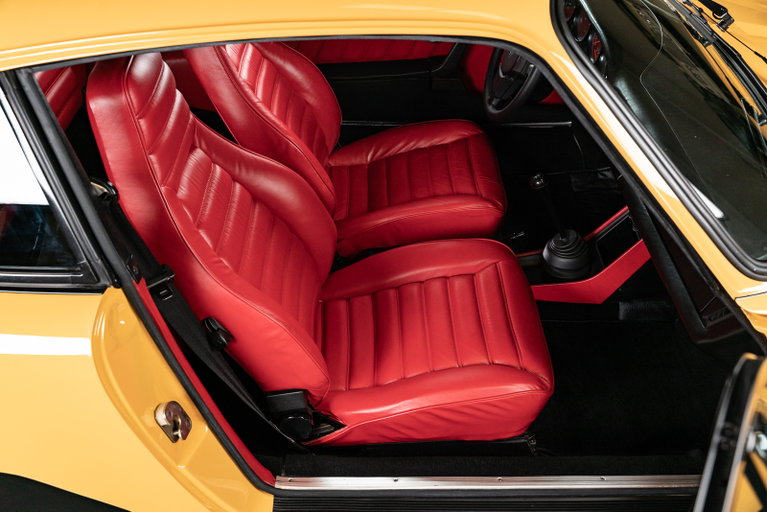 Porsche 911 Turbo 3.3 (US)