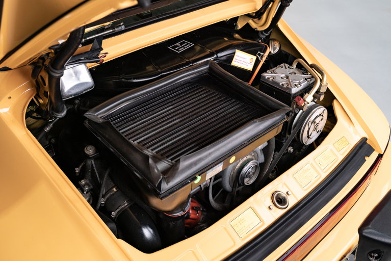 Porsche 911 Turbo 3.3 (US)