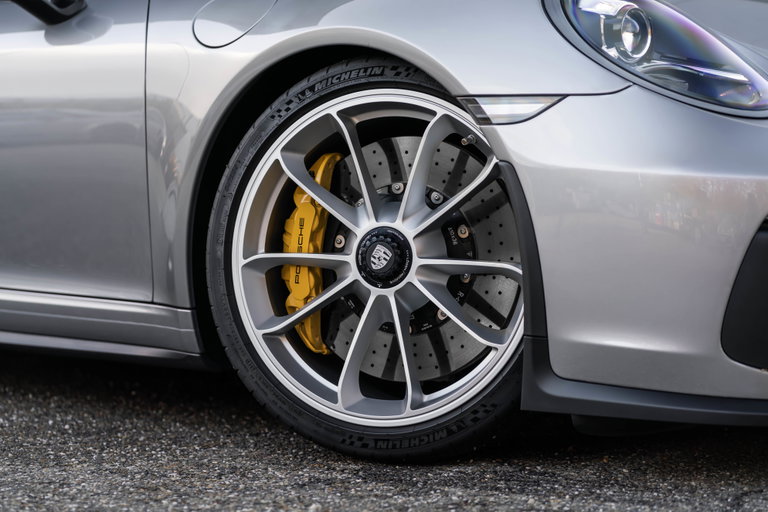 Porsche 991.2 GT3 Touring