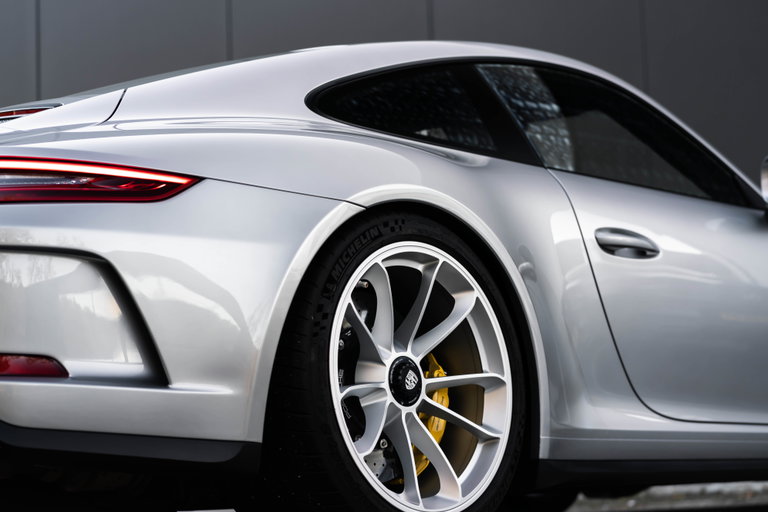 Porsche 991.2 GT3 Touring