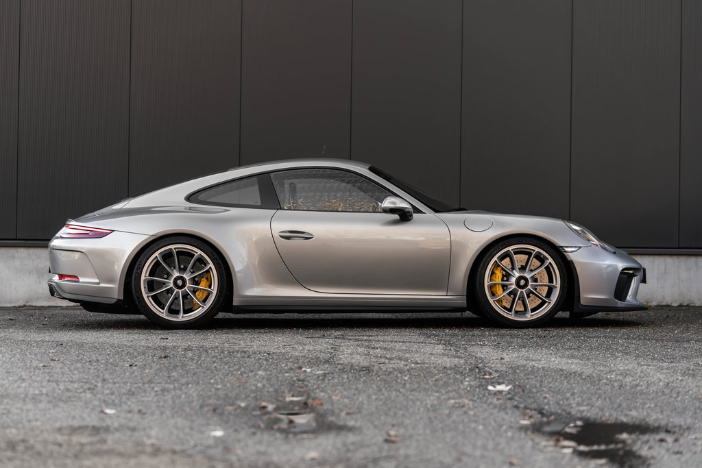 Porsche 991.2 GT3 Touring