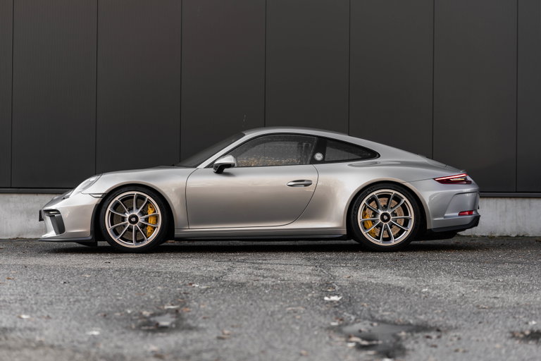 Porsche 991.2 GT3 Touring