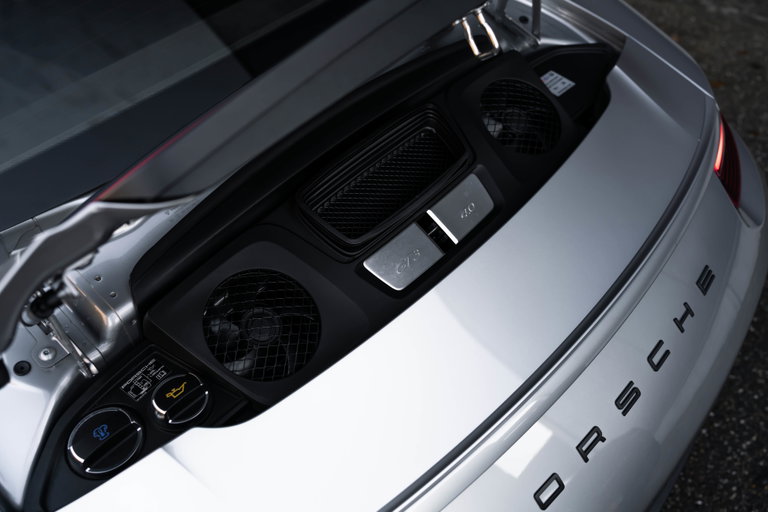 Porsche 991.2 GT3 Touring