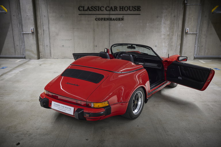 Porsche 911 Carrera 3.2 Speedster