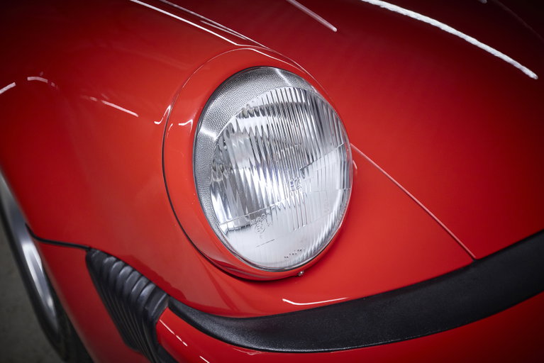Porsche 911 Carrera 3.2 Speedster