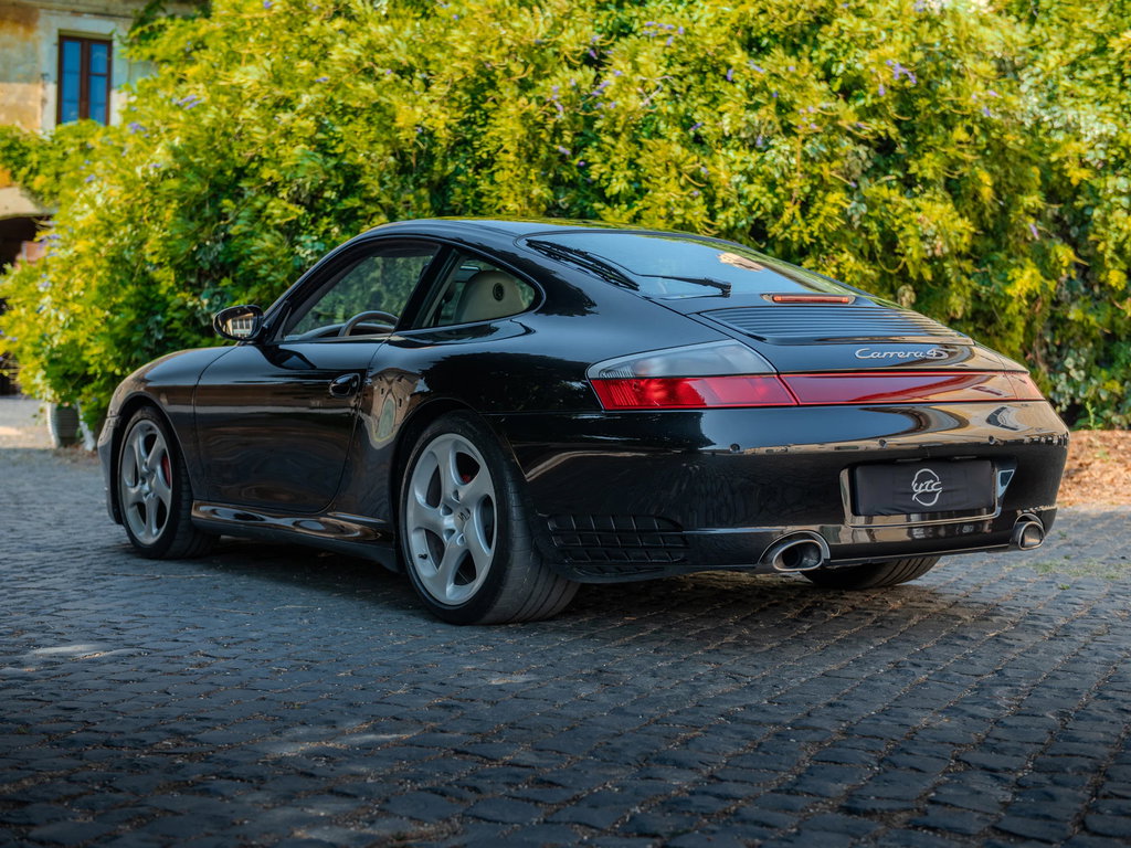 Porsche 996.2 Carrera 4S