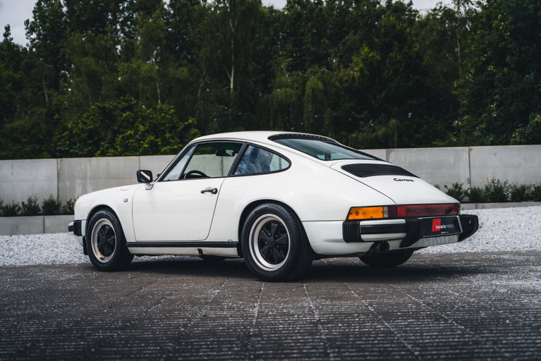 Porsche 911 Carrera 3.2