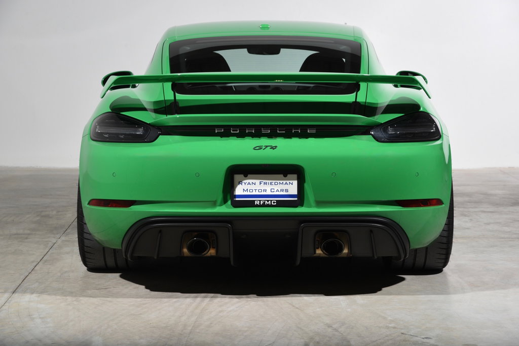 Porsche 718 Cayman GT4