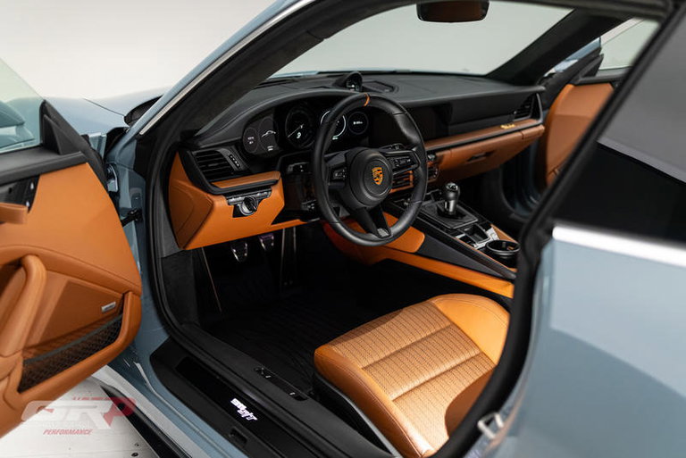 Porsche 911 S/T