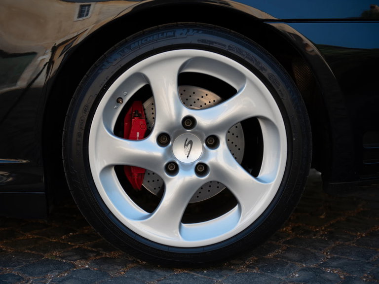 Porsche 996.2 Carrera 4S