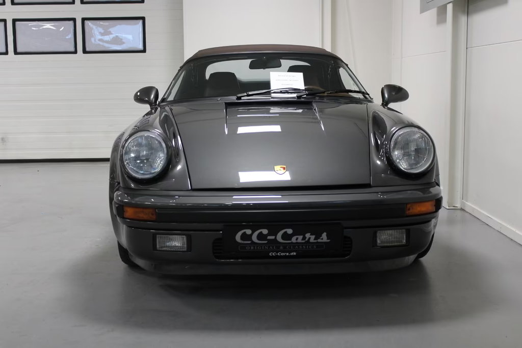 Porsche 911 Carrera 3.2 Speedster