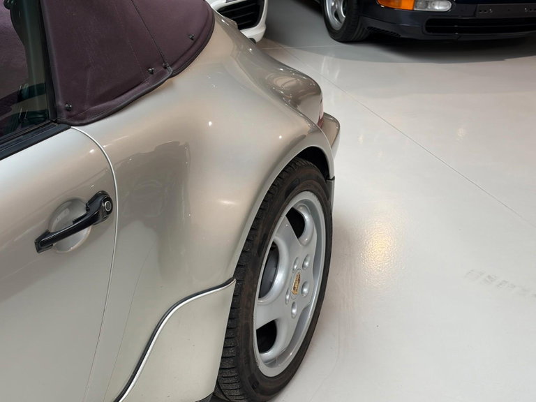Porsche 964 Carrera 2 Cabrio WTL