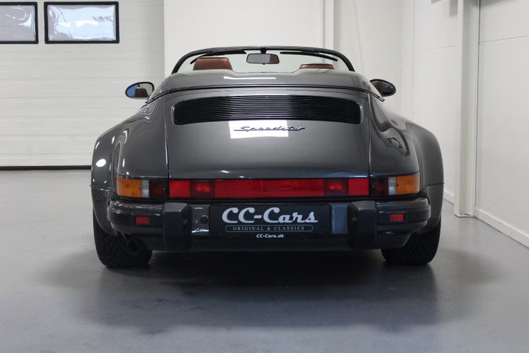Porsche 911 Carrera 3.2 Speedster