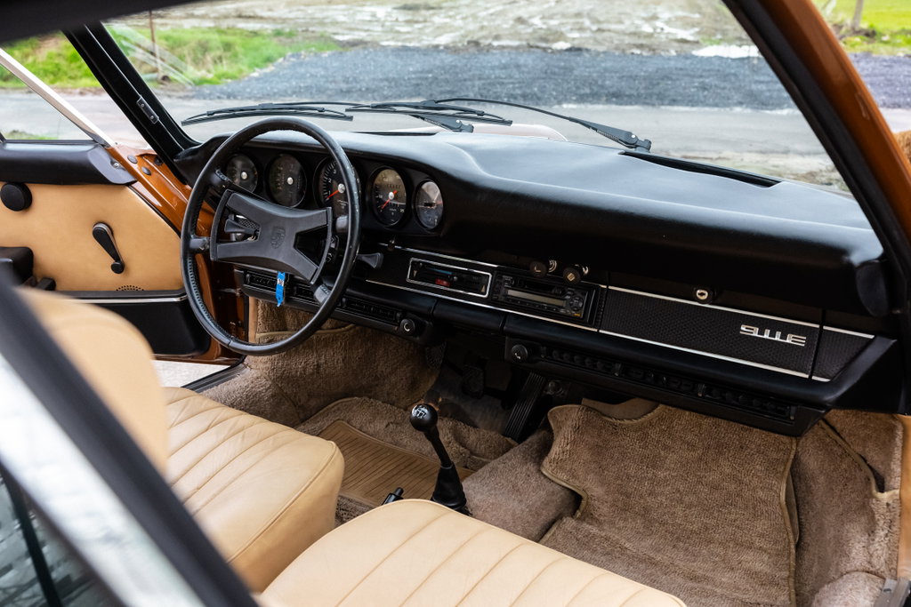 Porsche 911 E