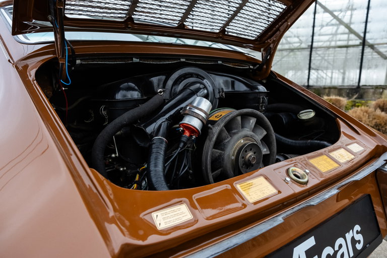 Porsche 911 E