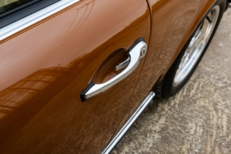 Porsche 911 E