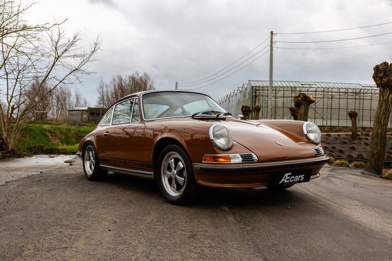 Porsche 911 E