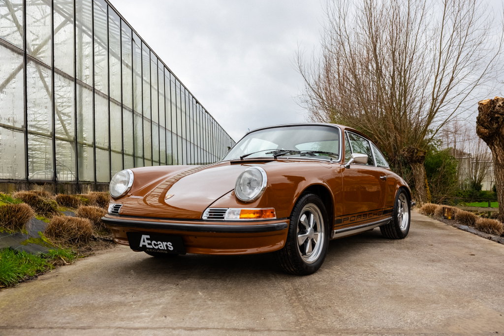 Porsche 911 E