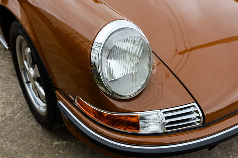 Porsche 911 E