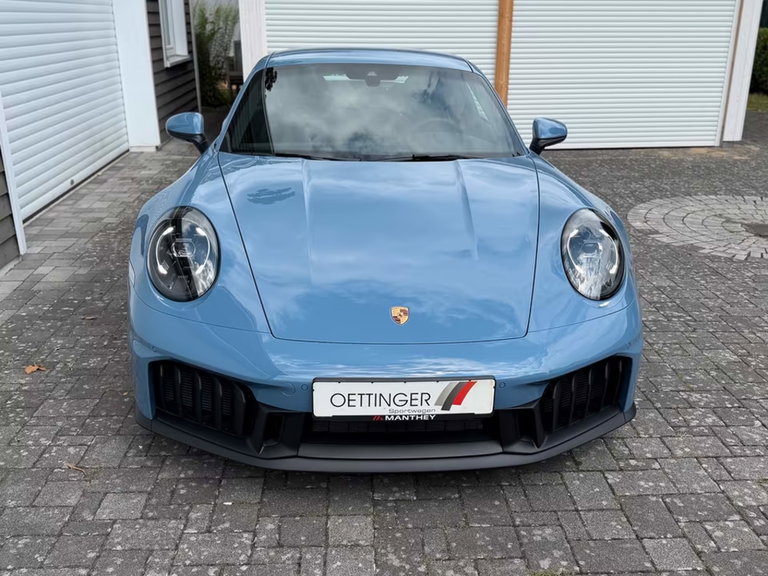 Porsche 992.2 Carrera GTS