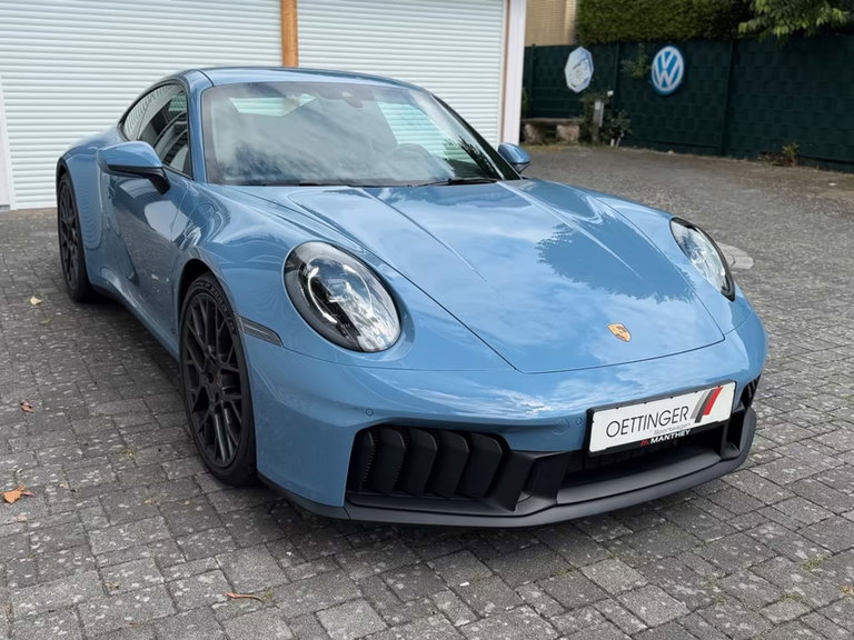 Porsche 992.2 Carrera GTS
