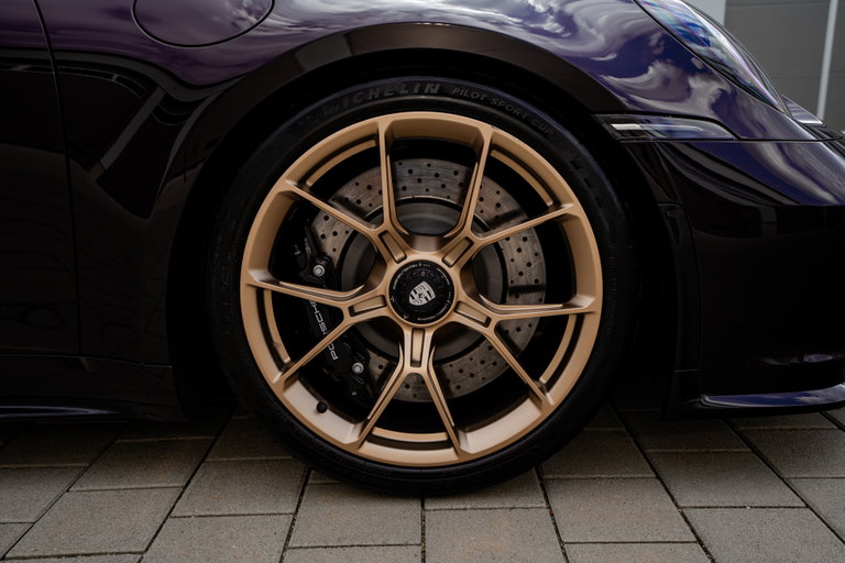 Porsche 992 GT3 Touring