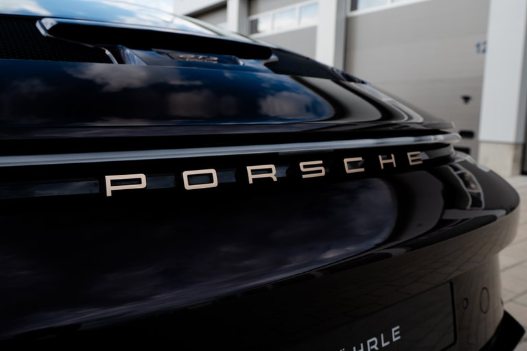 Porsche 992 GT3 Touring