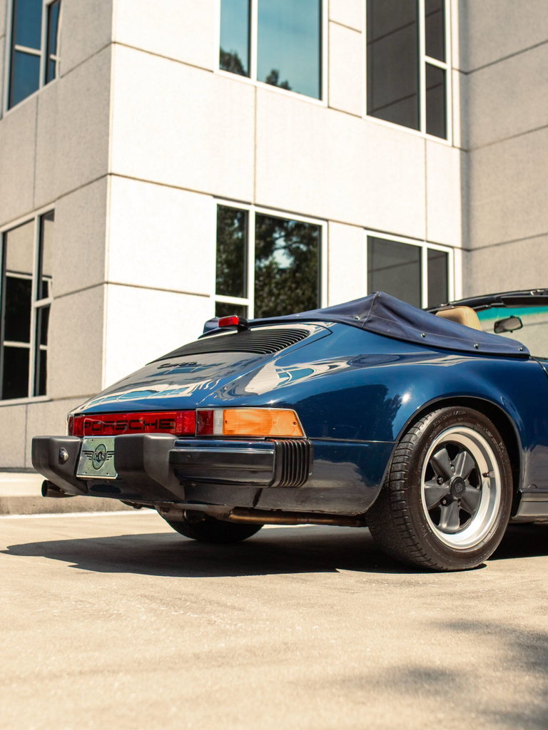Porsche 911 Carrera 3.2