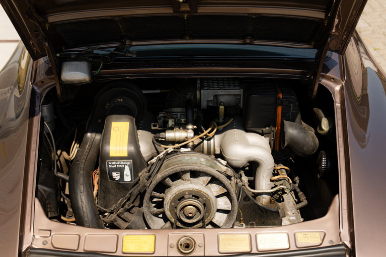 Porsche 911 Carrera 3.2