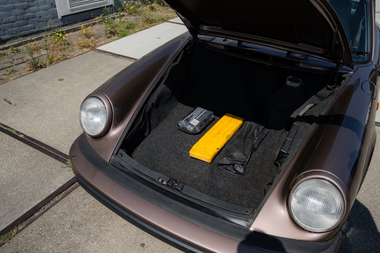 Porsche 911 Carrera 3.2
