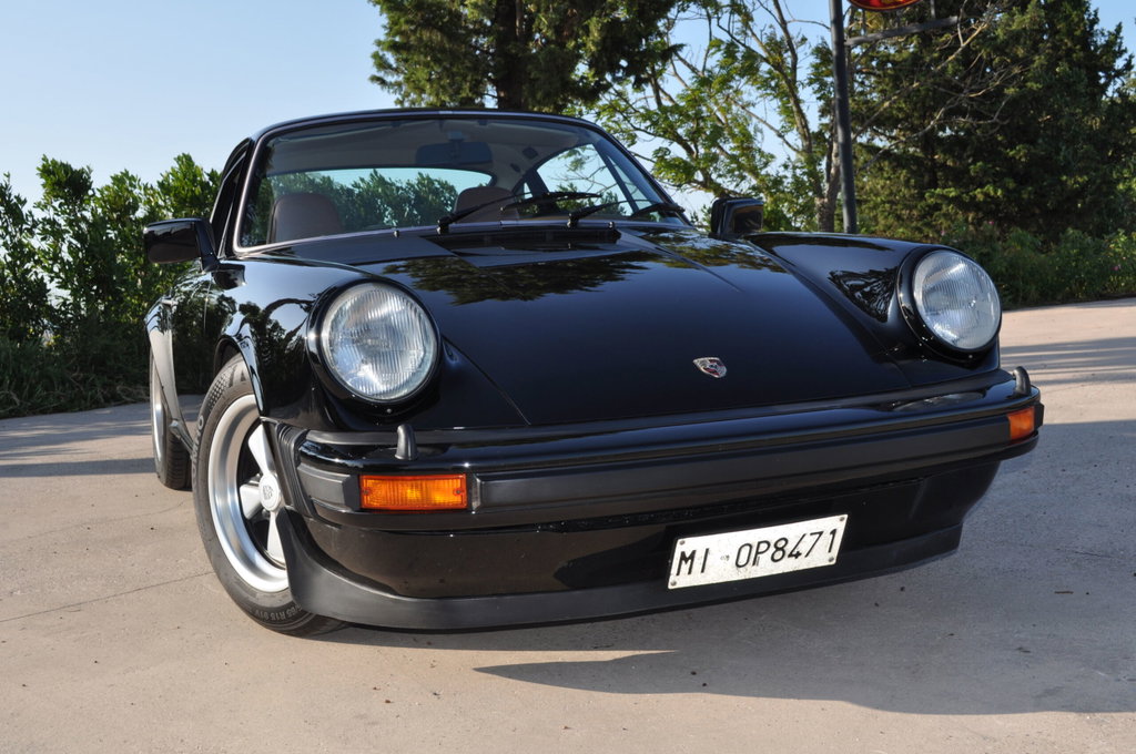 Porsche 911 Carrera 3.0