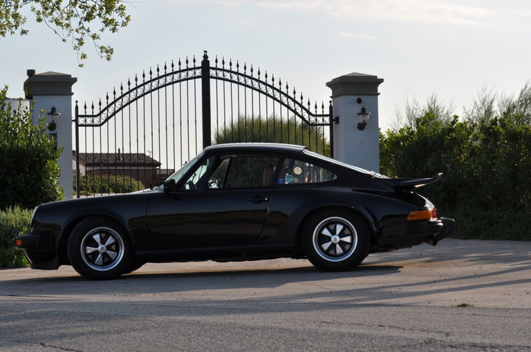 Porsche 911 Carrera 3.0