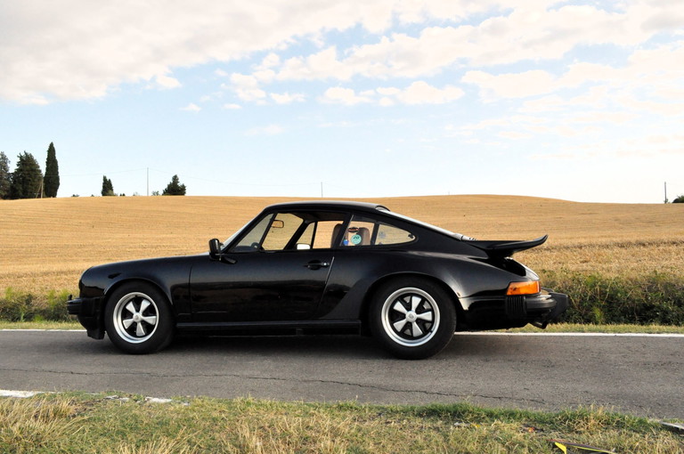 Porsche 911 Carrera 3.0