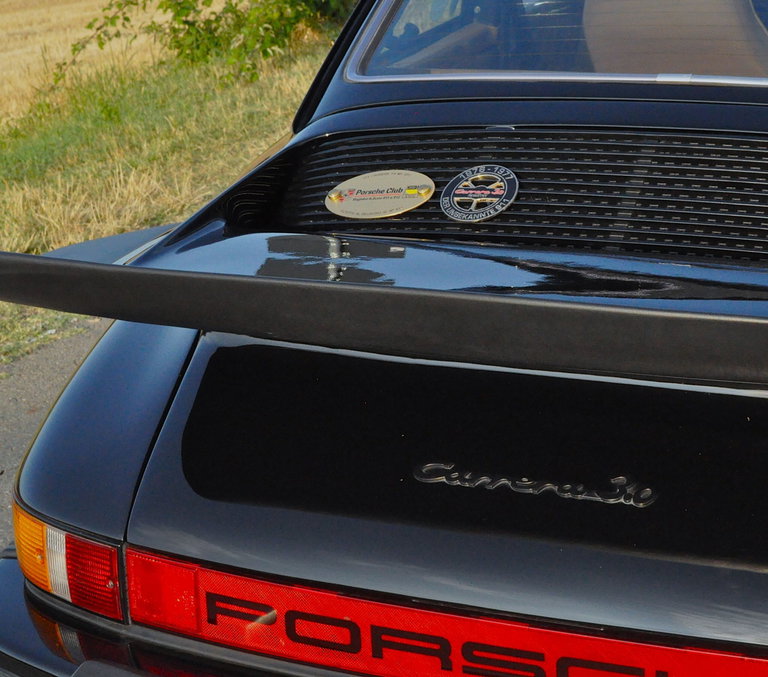 Porsche 911 Carrera 3.0