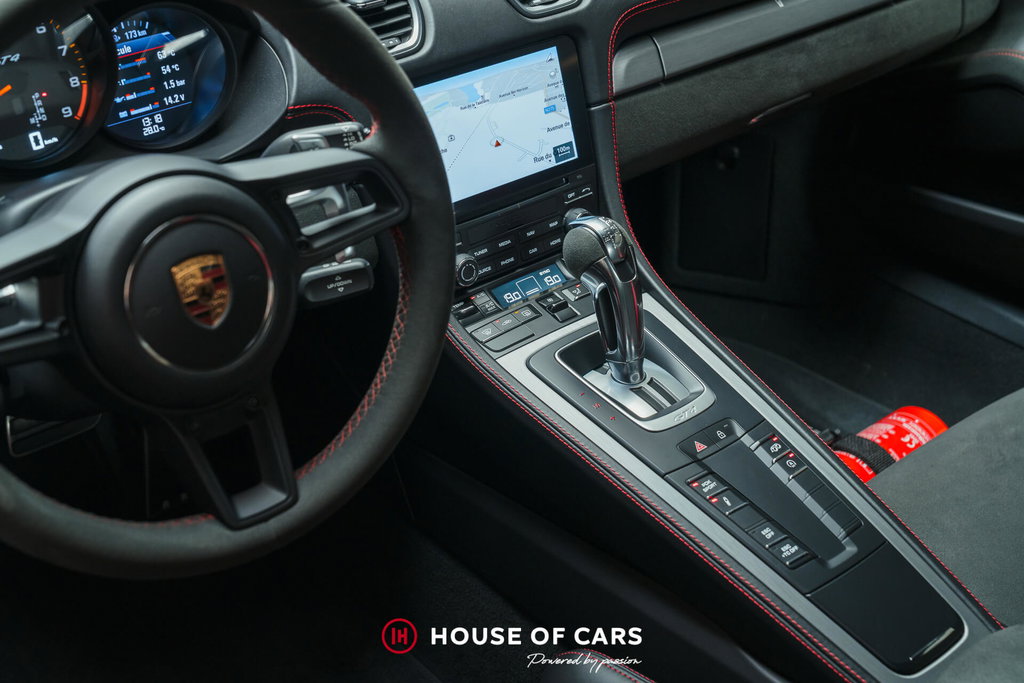 Porsche 718 Cayman GT4
