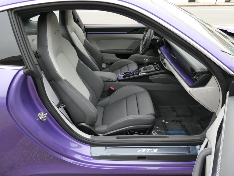 Porsche 992 GT3 Touring