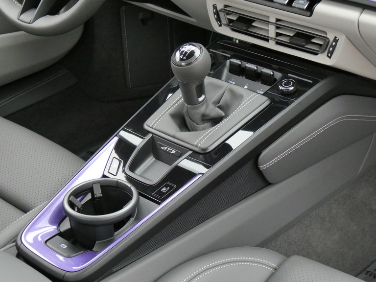 Porsche 992 GT3 Touring