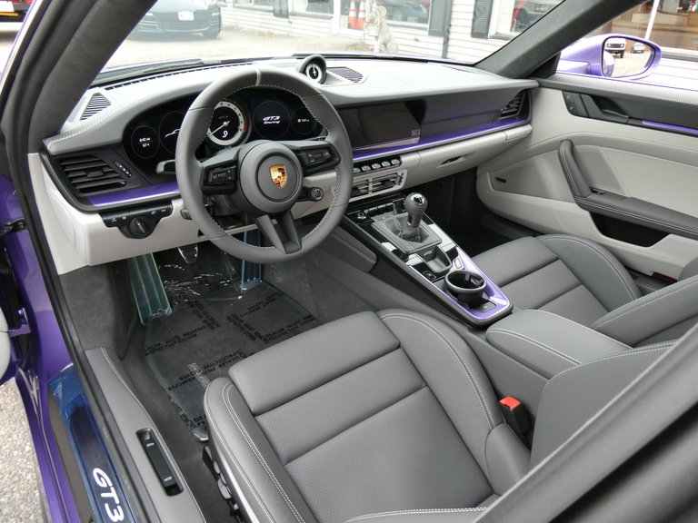 Porsche 992 GT3 Touring