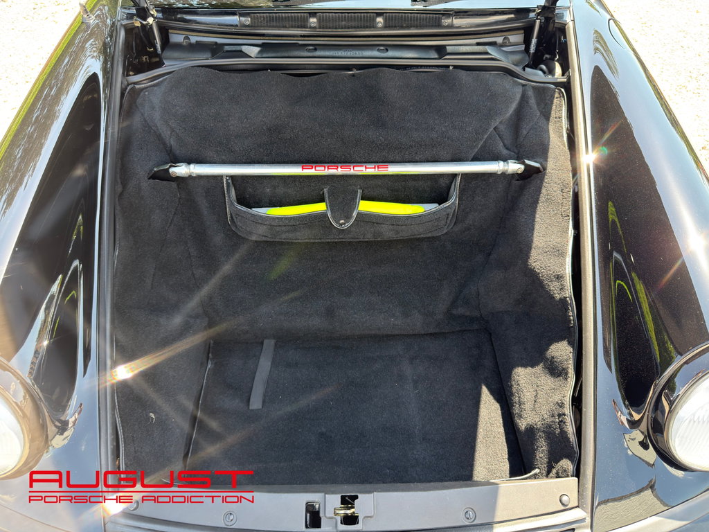 Porsche 964 Carrera 2 Speedster