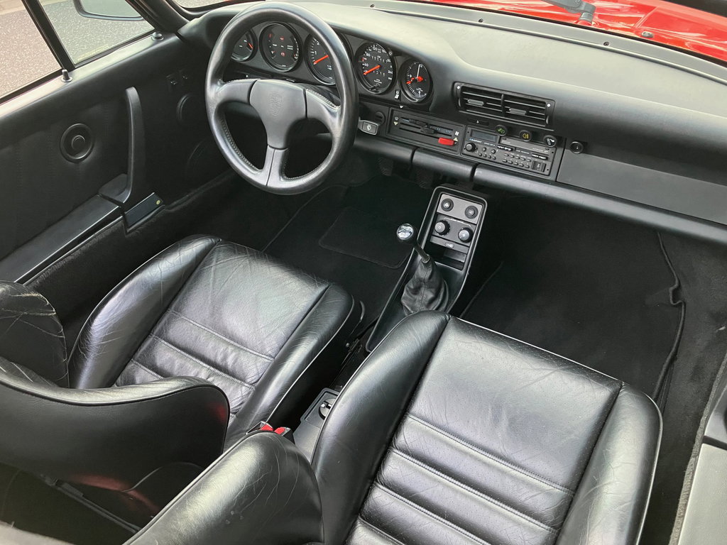 Porsche 911 Carrera 3.2
