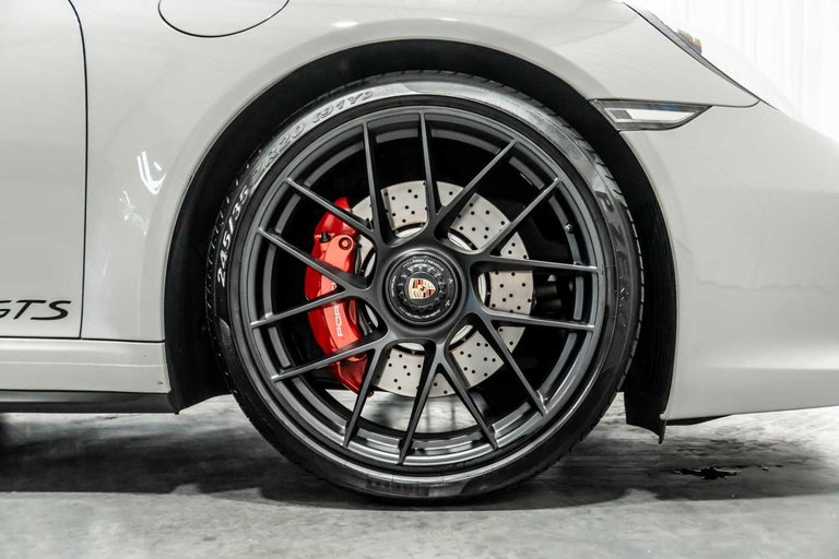 Porsche 991.2 Carrera GTS