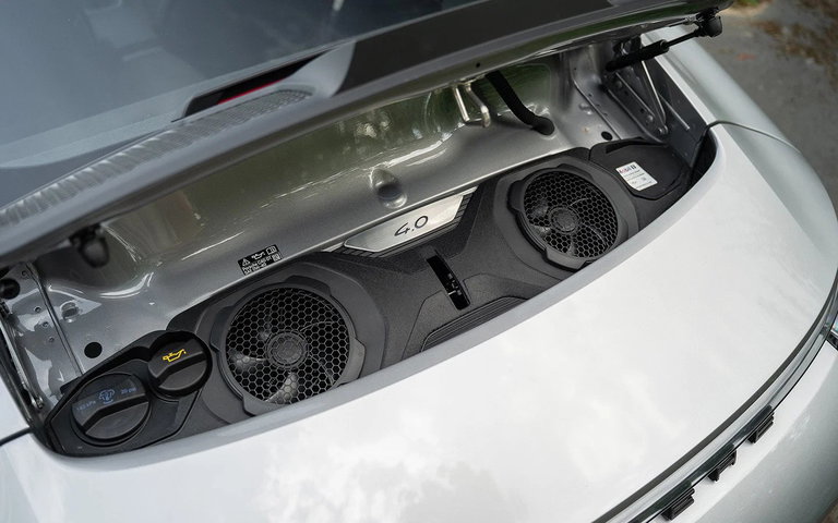 Porsche 992 GT3 Touring