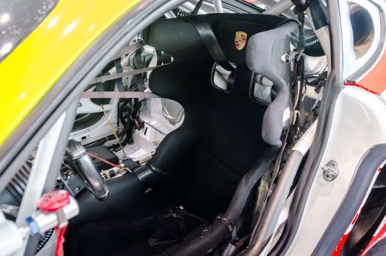 Porsche 718 Cayman GT4 Clubsport