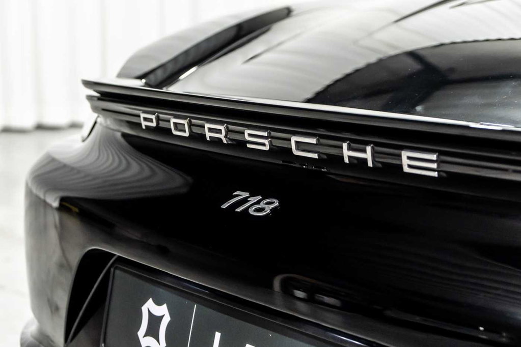 Porsche 718 Boxster