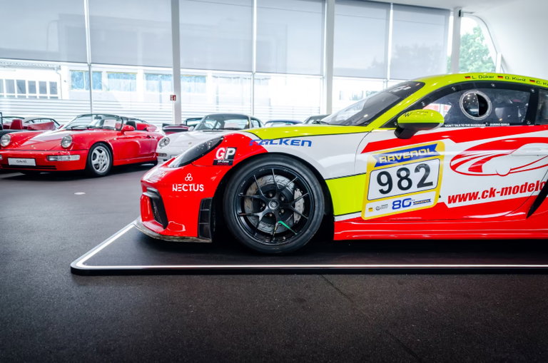 Porsche 718 Cayman GT4 Clubsport