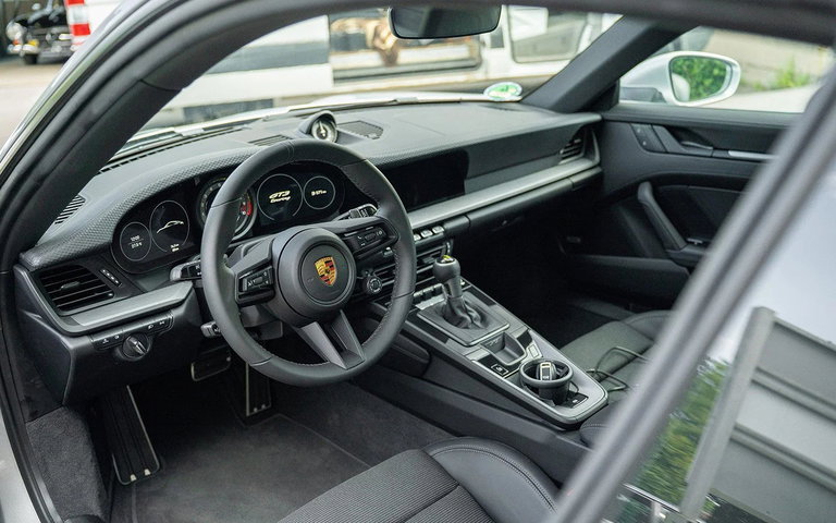 Porsche 992 GT3 Touring